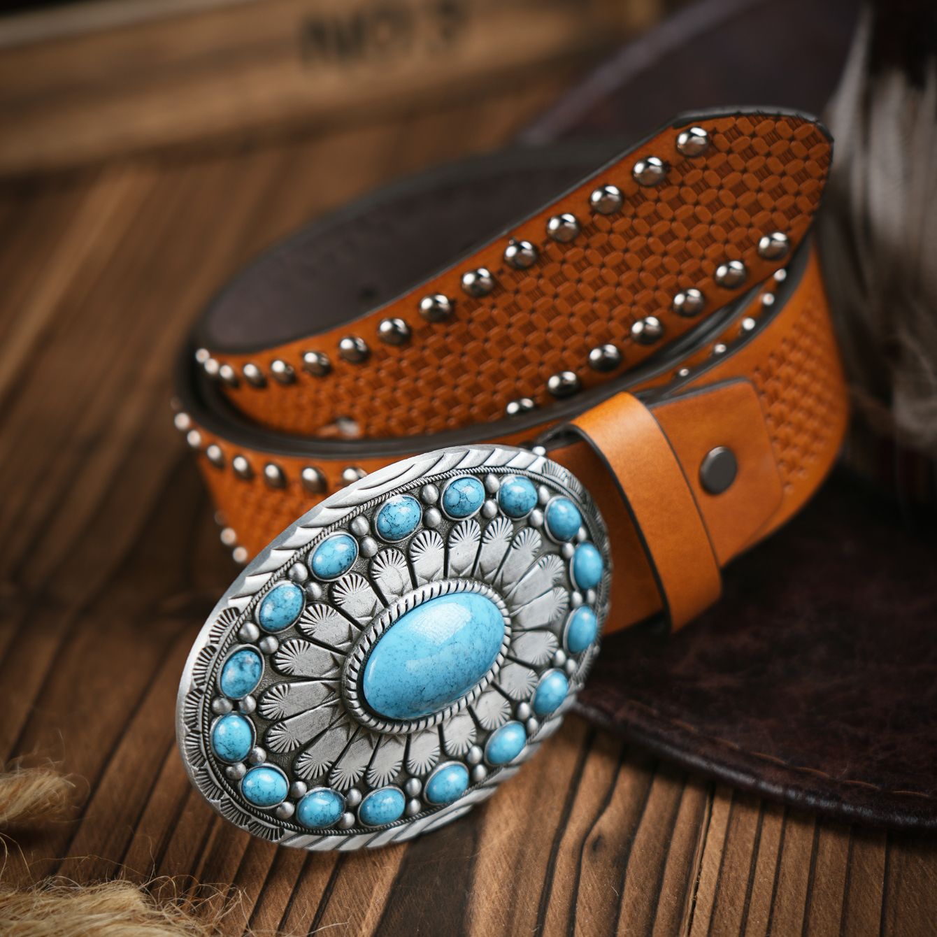 A men's and women's casual ret - Leather Work Western incelemesi ve fiyatı
